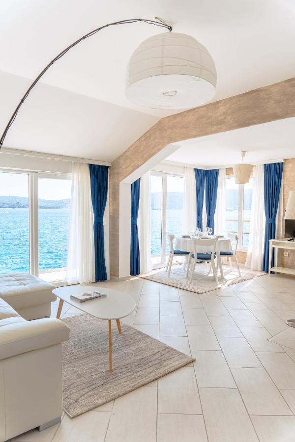 Seafront Apartments Тиват Экстерьер фото